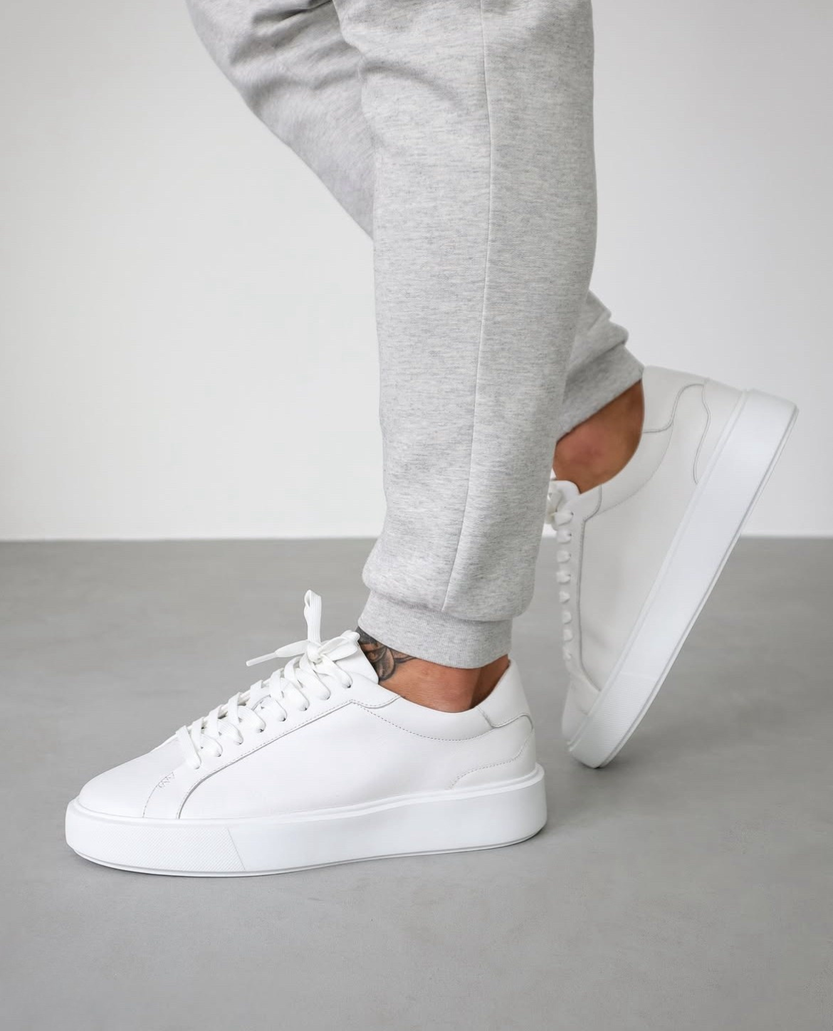 MARCO LEATHER SNEAKERS