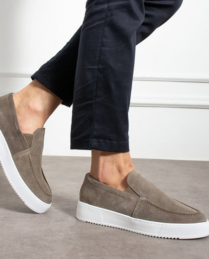ULLIVIERI SUEDE SLIP ONS